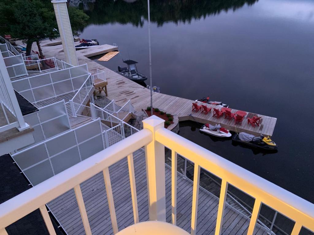 Muskoka Lakes Hotel And Resorts Порт Карлинг Екстериор снимка